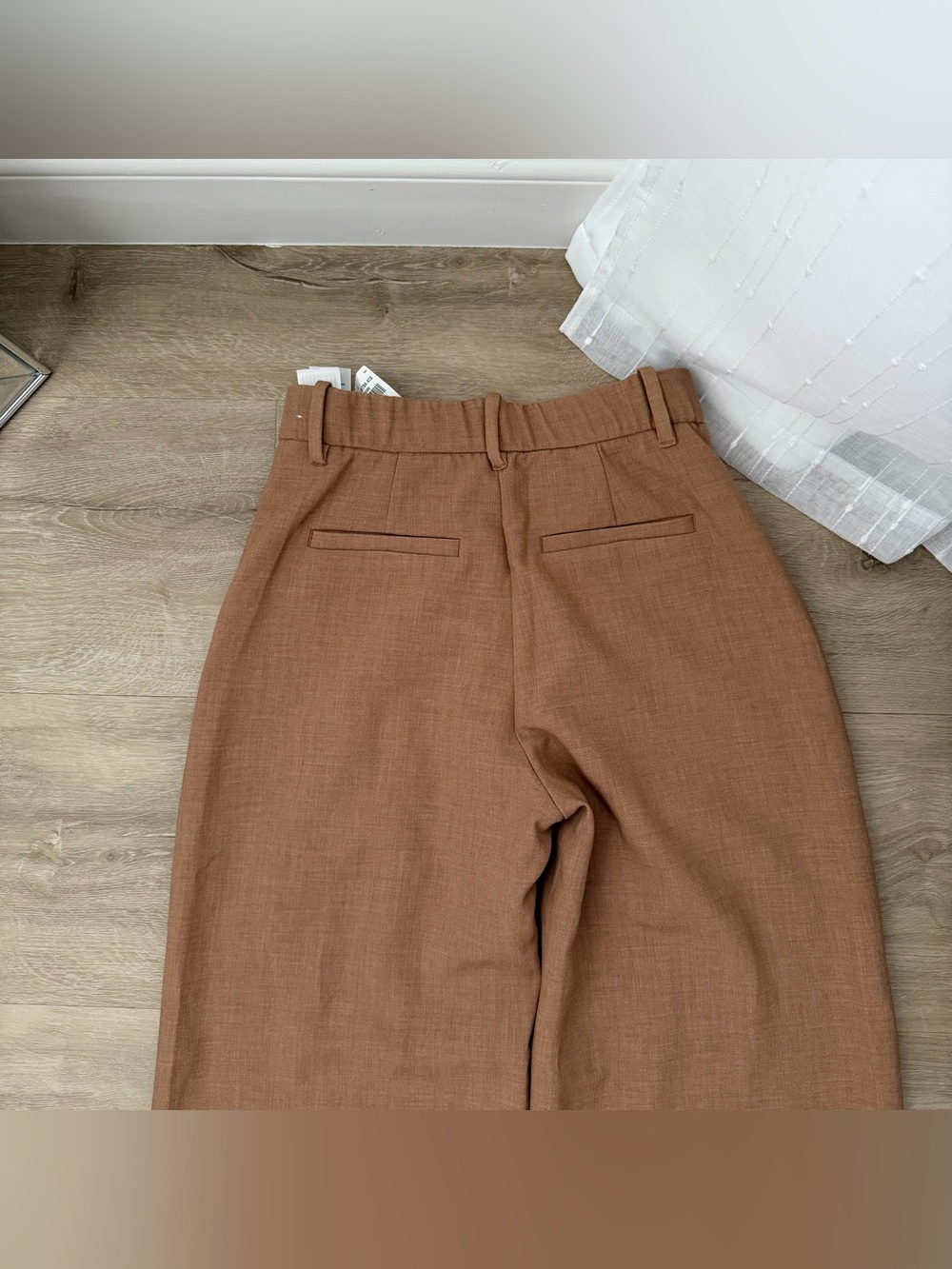 Abercrombie and Fitch Crossover Tailored Ultra Wide Leg Pants in the Brown - Picture 8 of 11